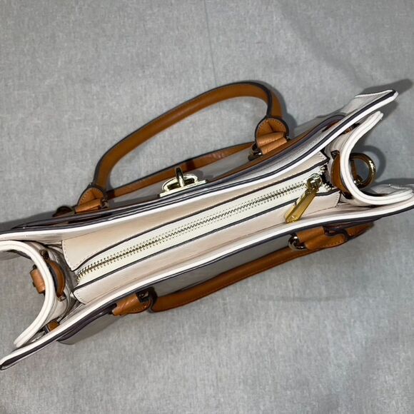 Charming Charlie | Cream Convertible Shoulder Bag - Picture 7 of 14